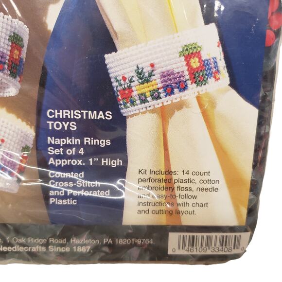 Vintage Bucilla Gallery of Stitches Christmas Toys Napkin Rings Cross Stitch Kit - Picture 5 of 7